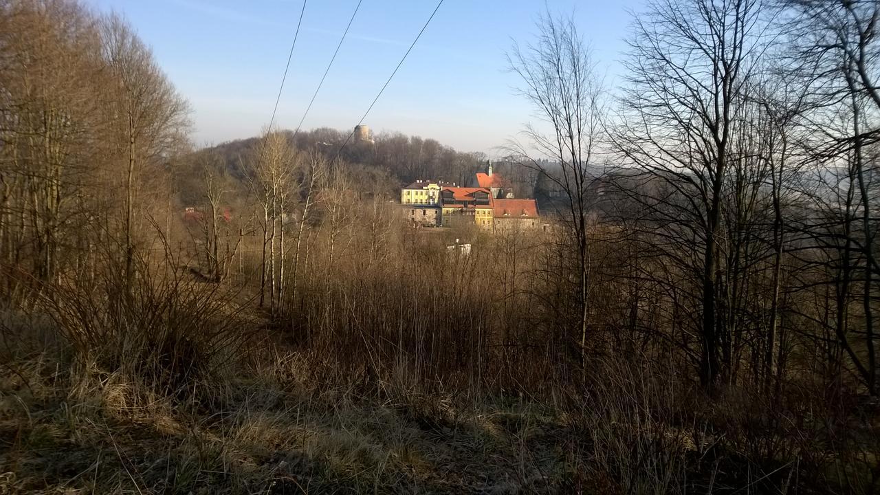 Dom Goscinny Pod Zamkiem Wlen Exterior foto